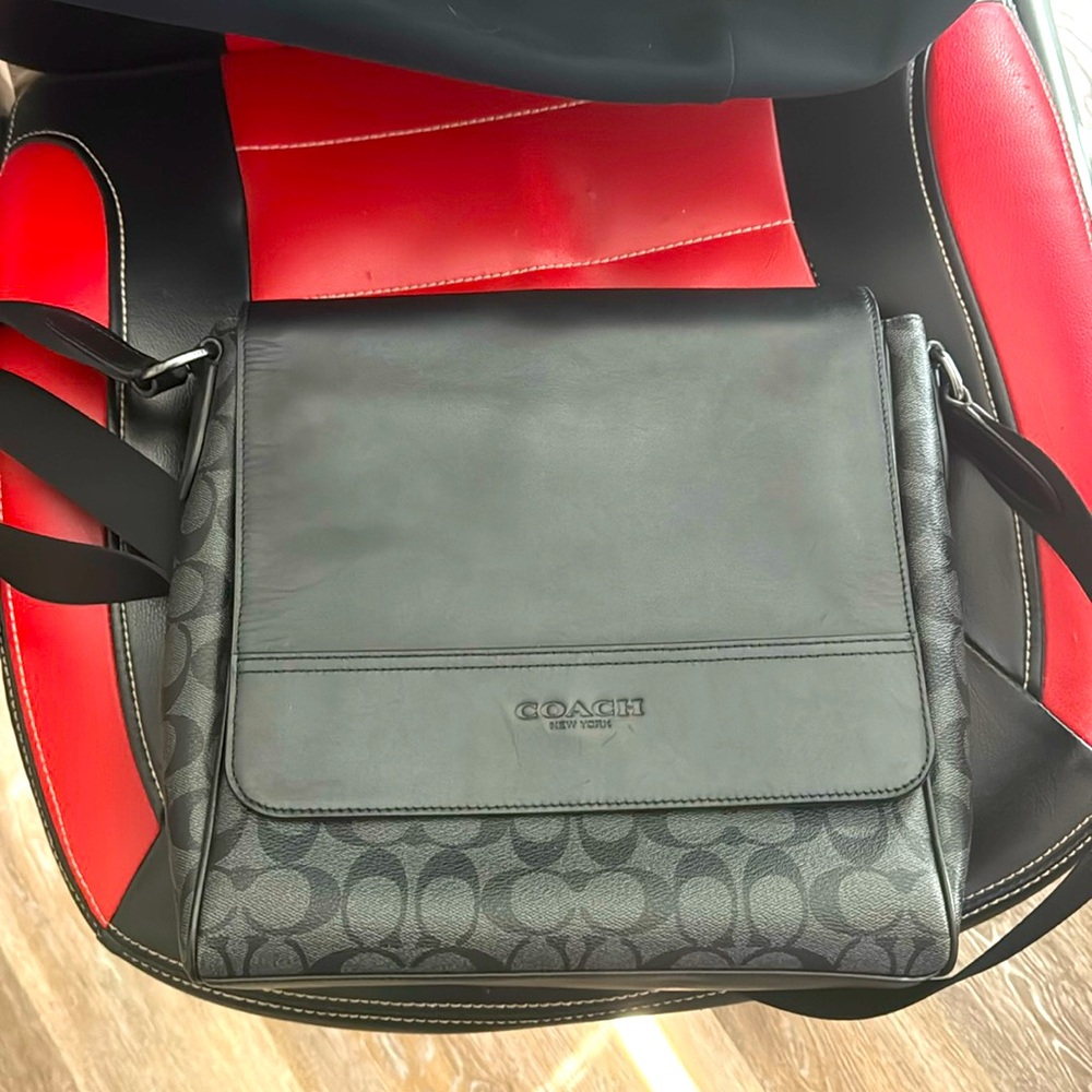 Coach medium size  cross body messenger bag